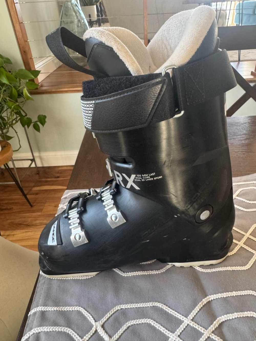 Lange Black Women's Winter Ski Boot